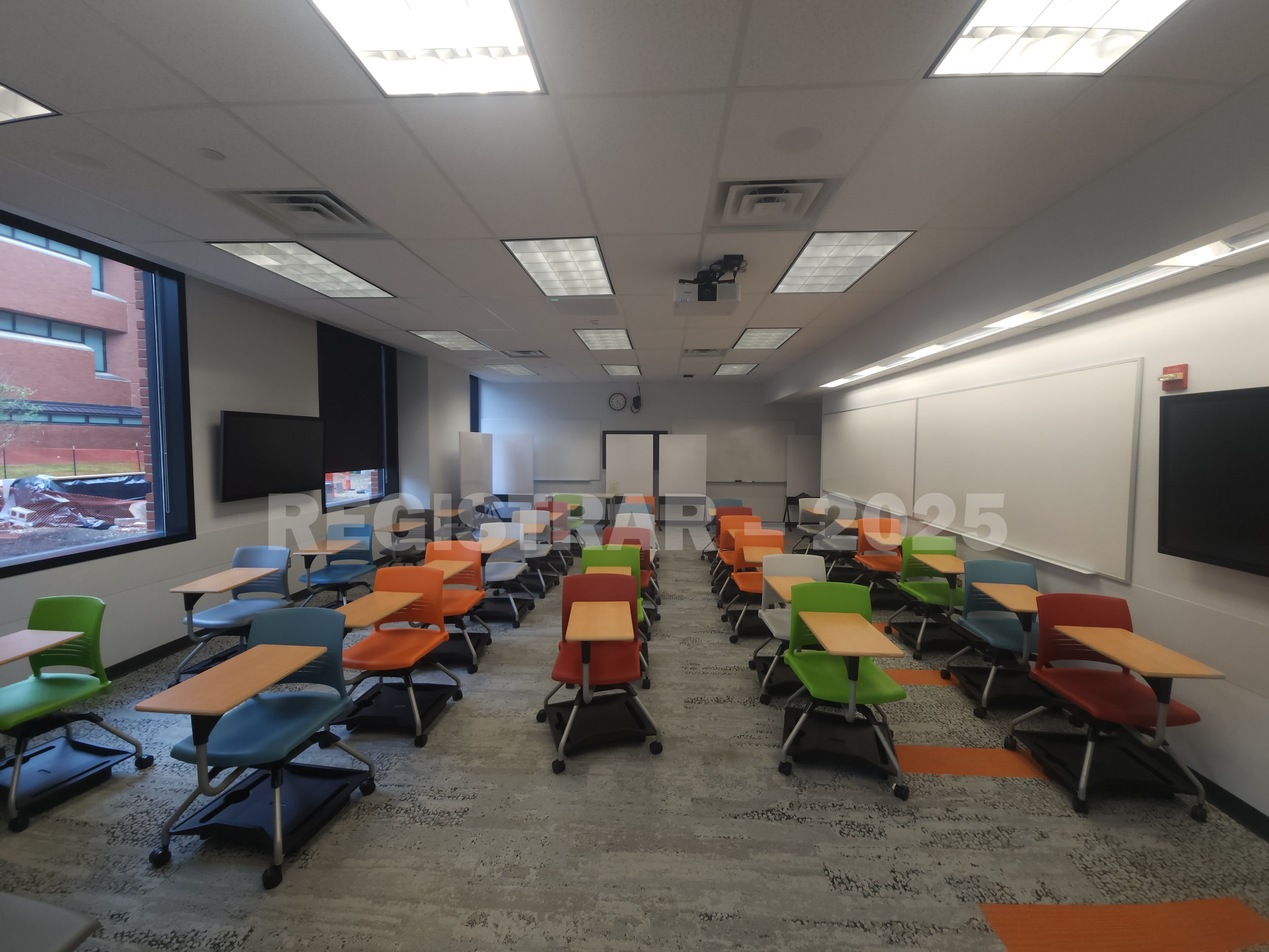 McPherson Chemical Lab room 1046 ultra wide view from the front of the room